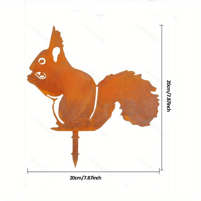 One Pack of Exquisite Animal-themed Metal Garden Decorations: Perfect for Gardens, Courtyards, and Other Outdoor Activity Areas. Features Squirrel, Fox, Raccoon, and Owl-shaped Metal Decor Pieces.Garden Stakes