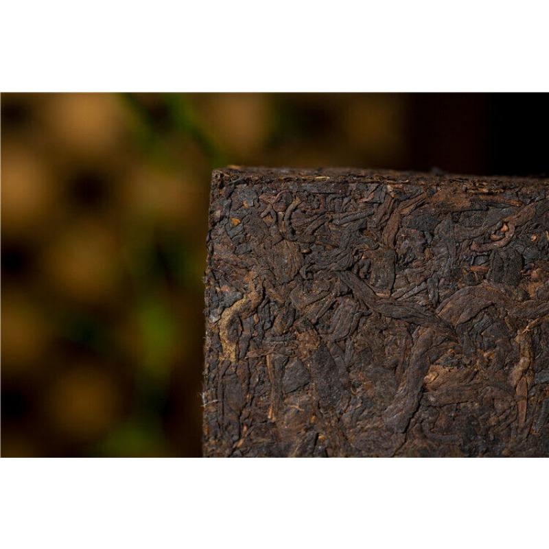 250g Yunnan Pu'er Tea Brick Brown Mountain Arbor Menghai Big Leaf Spring Tea
