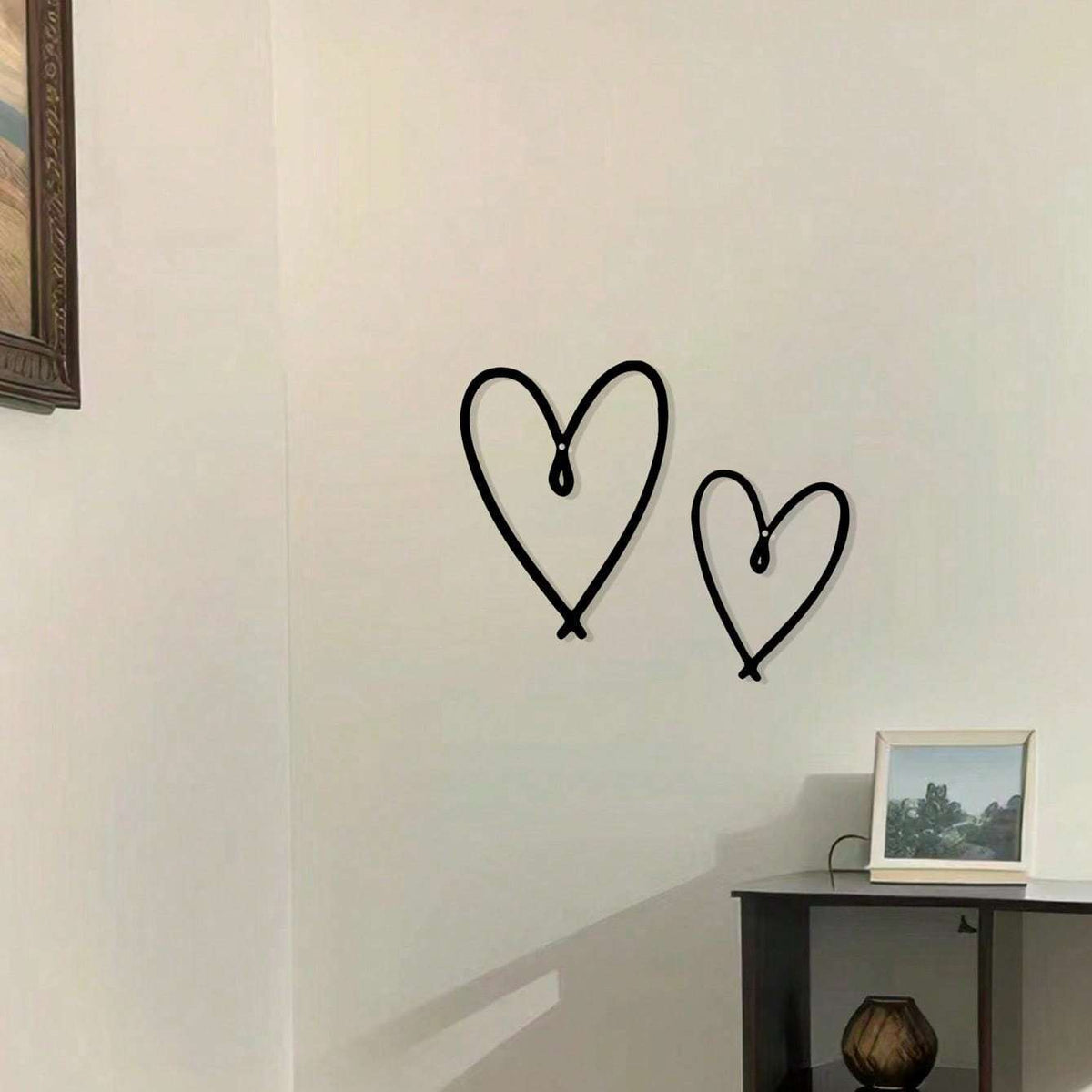 HELLOYOUNG 2pcs/ Set Unique Personalized Heart Shape Metal Wall Sign with Chic Aesthetic Design, Perfect Valentine's Day Gift, Suitable for Home, Living Room, Office, Bar, Kitchen & Coffee Shop Decor, Ideal for New Year & Birthday Celebrations