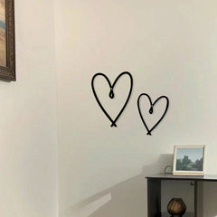 HELLOYOUNG 2pcs/ Set Unique Personalized Heart Shape Metal Wall Sign with Chic Aesthetic Design, Perfect Valentine's Day Gift, Suitable for Home, Living Room, Office, Bar, Kitchen & Coffee Shop Decor, Ideal for New Year & Birthday Celebrations