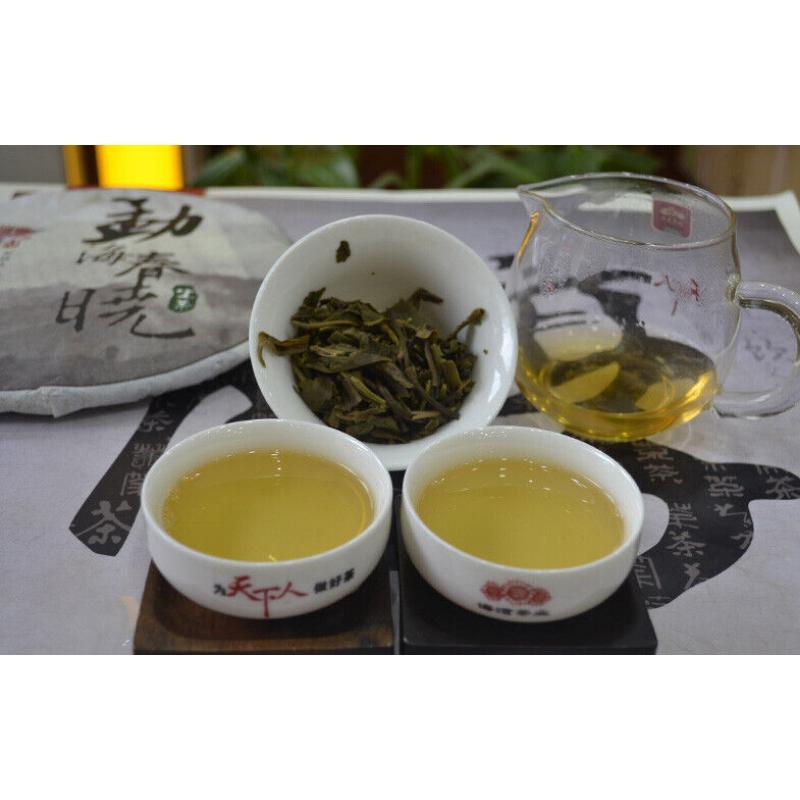 HelloYoungTea Pu-erh Tea Cake 357g Menghai Chun Xiao * HAIWAN Old Comrade Puer Pu'er