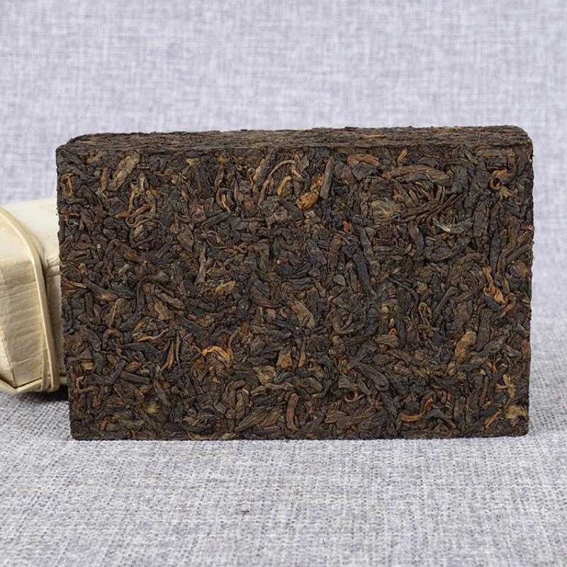 HelloYoungTea 250g Premium Ripe Brick Yunnan Pu'er Tea Bamboo Shoot Shell Packing Health Care