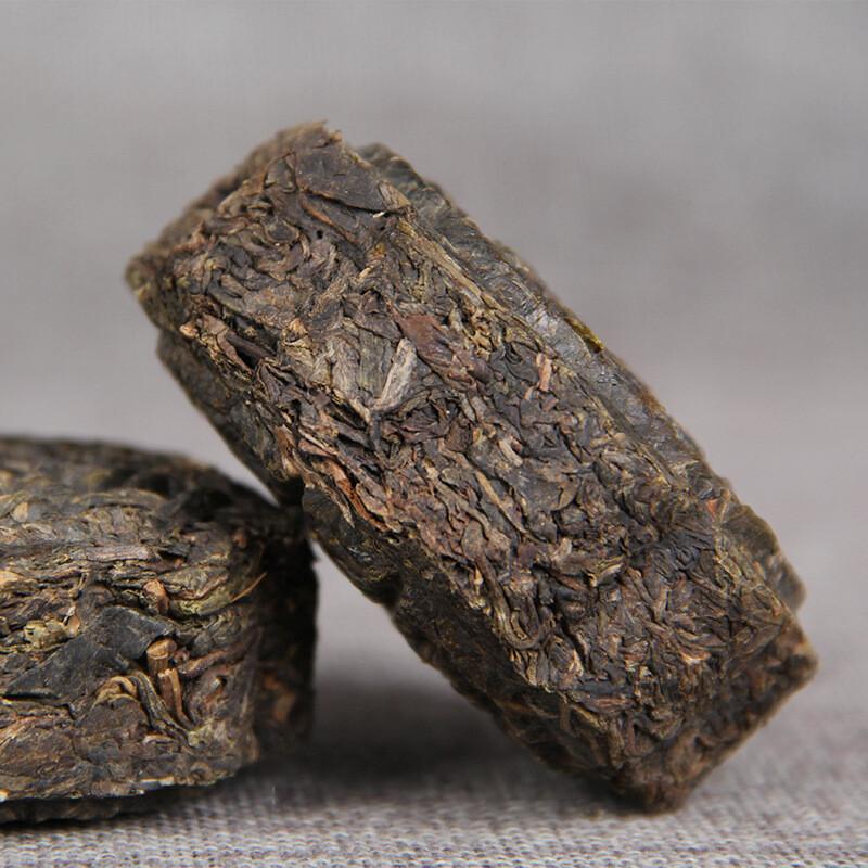 HelloYoungTea Yunnan Pu-erh Raw Tea Moon Cake 100g Green Flower Ripe