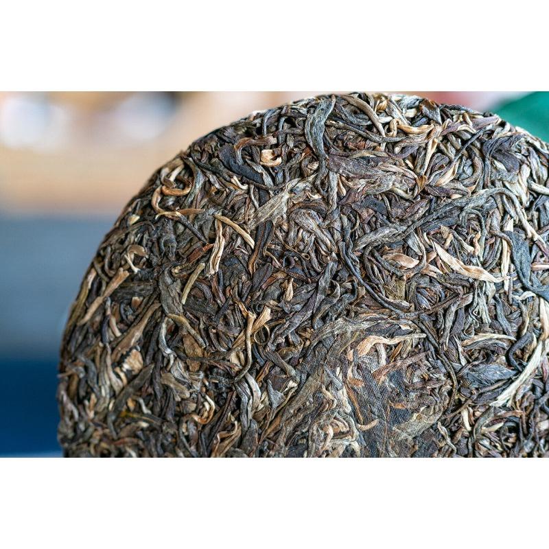 HelloYoungTea 357g Lao Banzhang Puerh Raw Tea Yunnan Ancient Tree Puerh Seven Seed Cake Tea