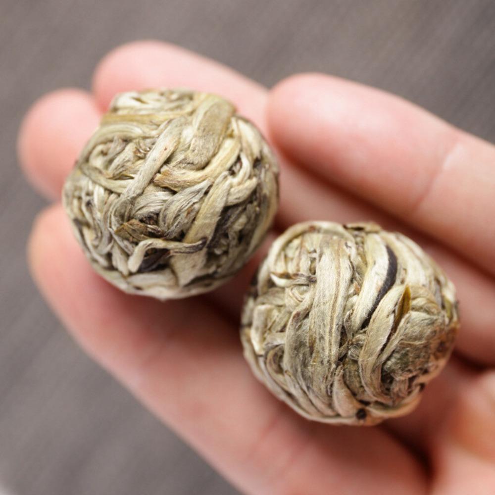 HelloYoungTea Handmade Moonlight Yunnan White Tea Beauty Silver Needle White Tea Ball Long Zhu