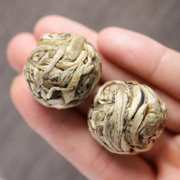 HelloYoungTea Handmade Moonlight Yunnan White Tea Beauty Silver Needle White Tea Ball Long Zhu
