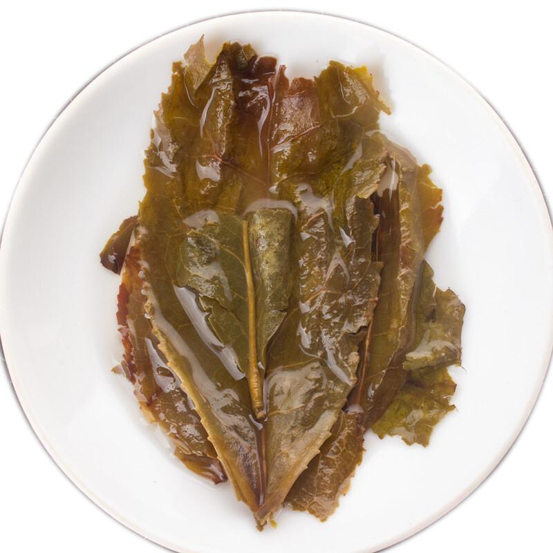 HelloYoungTea Pu-erh Tea Cake Raw Sheng Cha Yunnan 100-Year-Old Tree Golden Leaf 357g