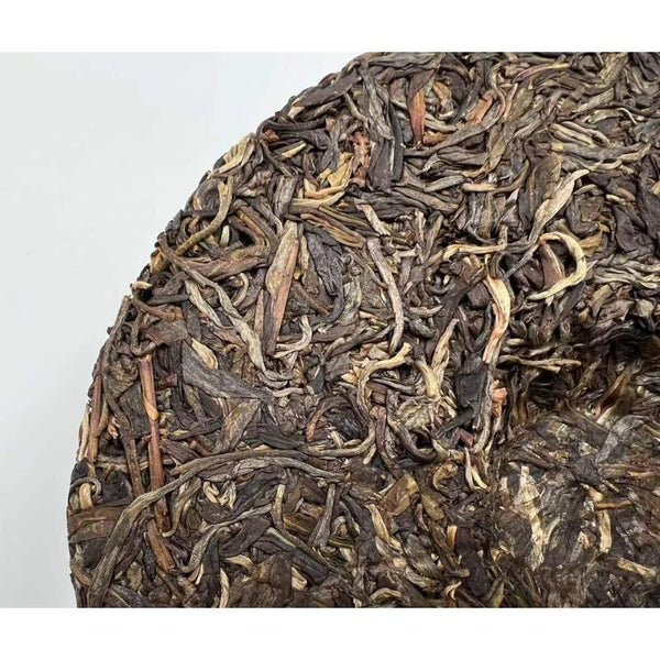 HelloYoungTea Pu-erh Tea 357g Ba Wang Qing Bin (Overlord Green Cake)  Health Tea