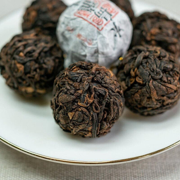 8g/pastille Icelandic Dragon Pearl Pu-erh Ripe Tea Small Tuocha Dragon Pearl
