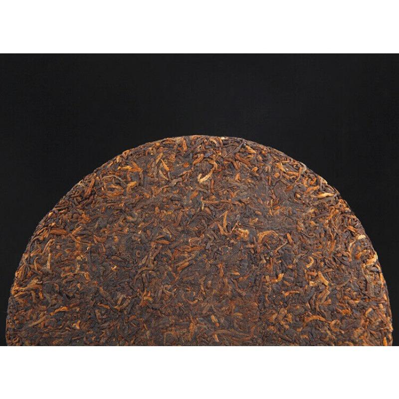 357g Palace Pu-erh Golden Bud Tea Cake Ancient Tree Pu-erh Tea Black Tea