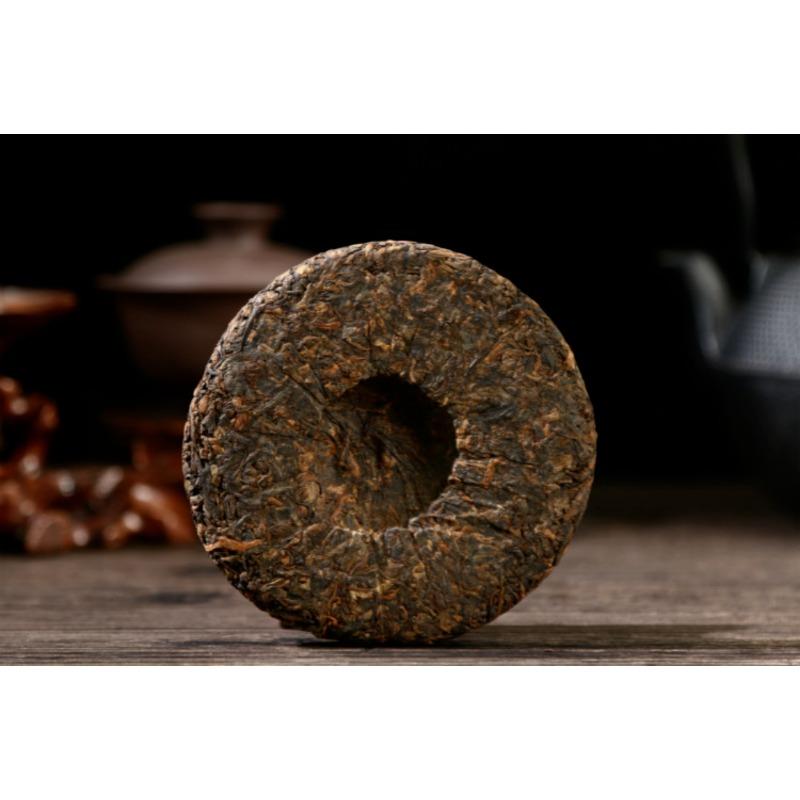 Yunnan Pu'er Tea 100g Ripe Cake Aged Old Tree Tea Golden Bud Ripe Tea