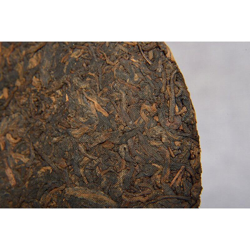 Yunnan Pu'er Ripe Tea Cake Pu'er Ripe Tea 357g Golden Bud Tea Cake
