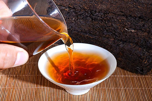 HelloYoung High Quality Cooked Puer TeaHandmade Ripe Pu erh Tea Brick Yunnan Menghai  250g