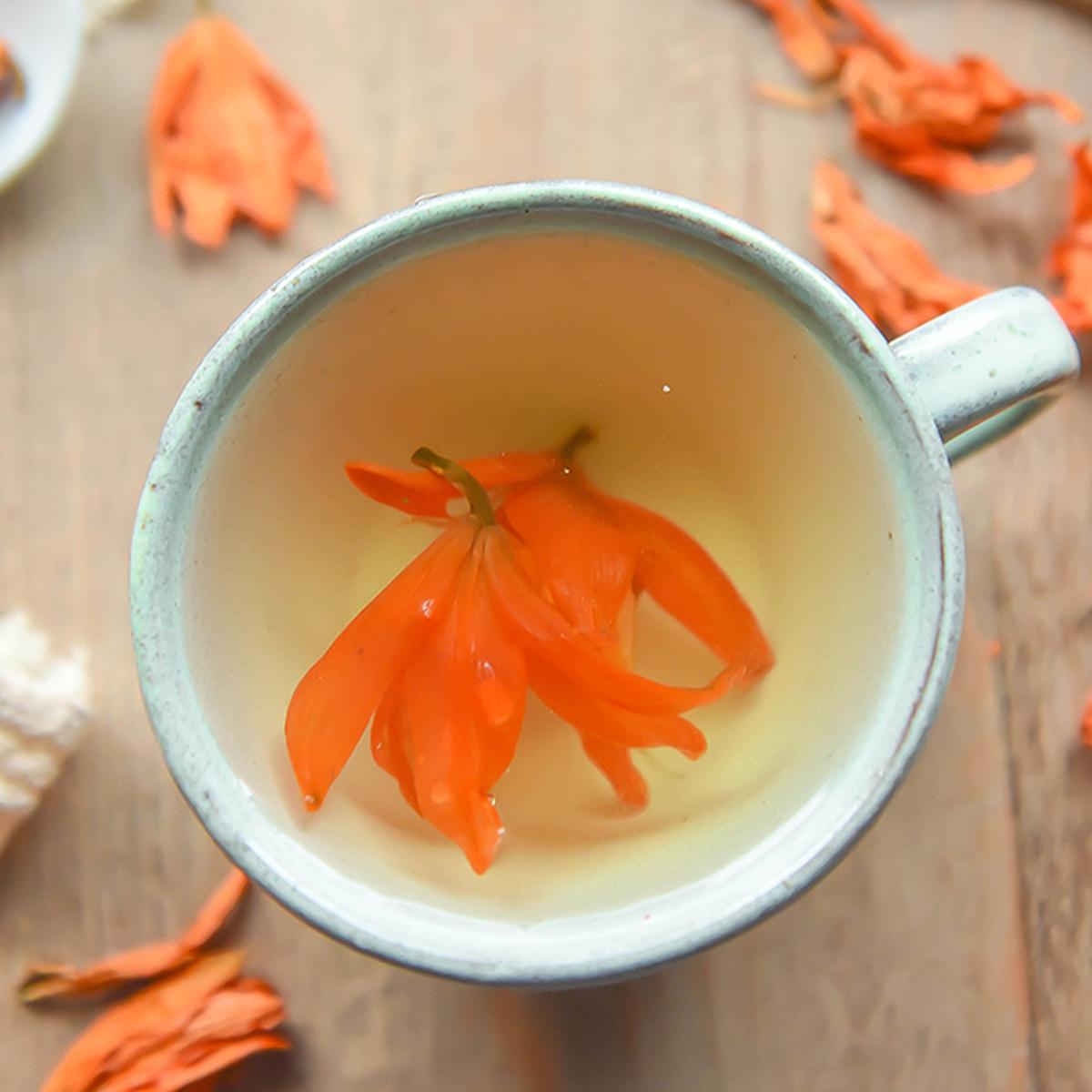 HelloYoung Dried Lily Tea Dried Flowers Tea Handmade Picking Elmination of Toxicant Healthy