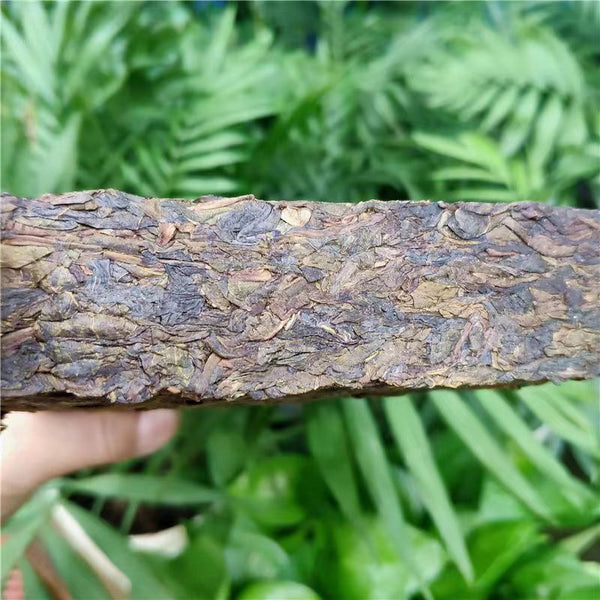 HelloYoung Golden Leaf Puerh Sheng Tea Yunnan Old Tree Pu-erh Tea 250g Pu'er Tea Brick