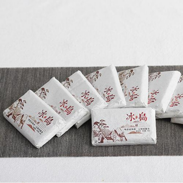 100g Iceland Pu-erh Ripe Tea Brick Big Tree Puerh Cooked Tea Yunnan Pu'er Tea