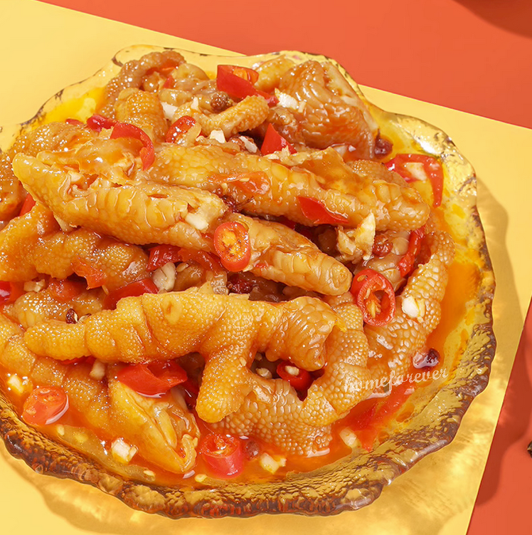 75g x 4 Tüten Baicaowei Pikante Hühnerfüße Snacks ohne Knochen 百草味去骨凤爪剁椒酸辣味