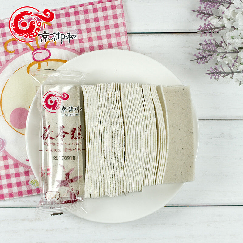 京御和 茯苓糕500g Chinese Snacks 北京特产京御和茯苓糕茯苓云片糕茯苓饼传统零食小吃点心茯苓夹饼 Main image