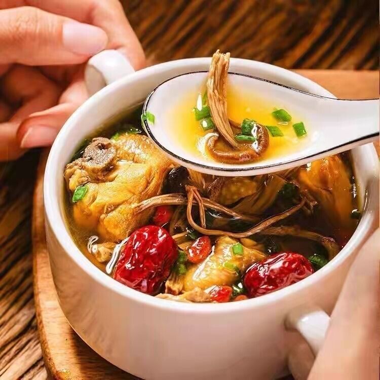 HelloYoung Natural Tea Tree Mushrooms agrocybe cylindracea Dried Mushrooms Kitchen Food 茶树菇