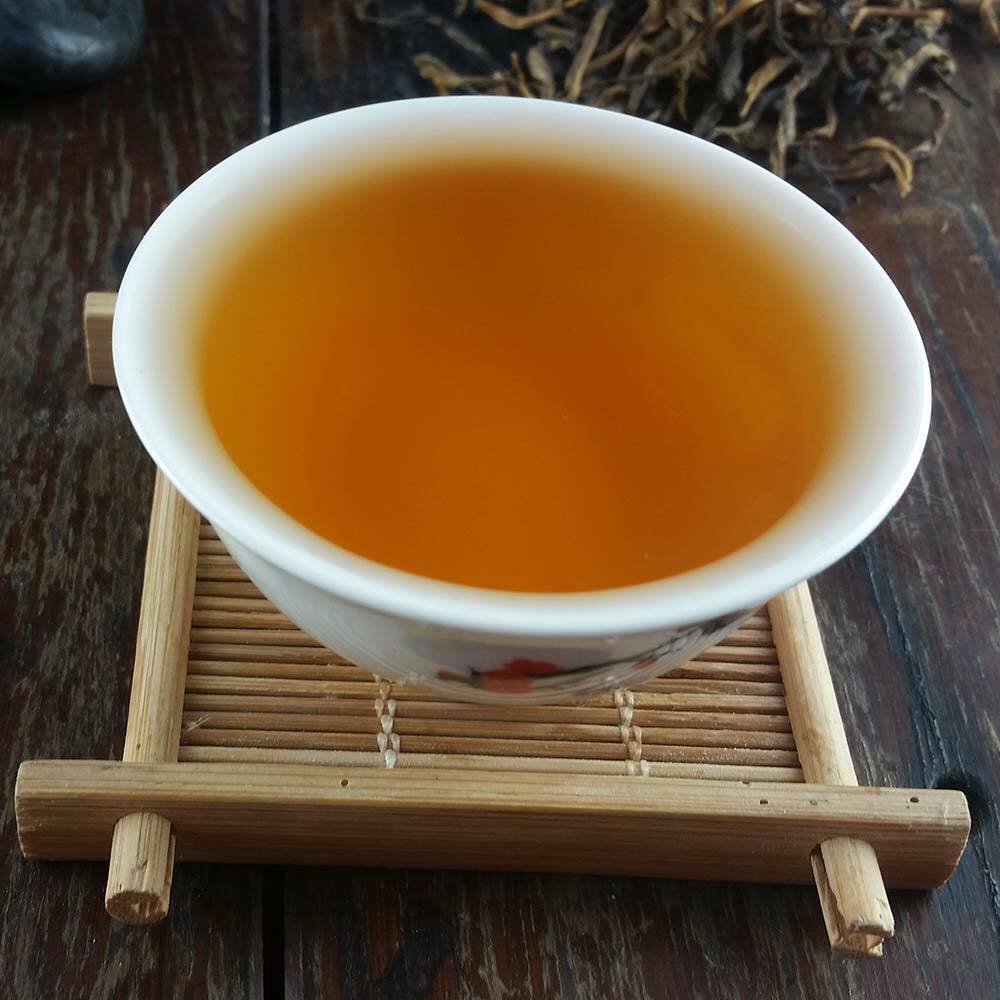 Dian Hong China Yunnan Famous Healthy Black Tea with Golden Buds Secondary image