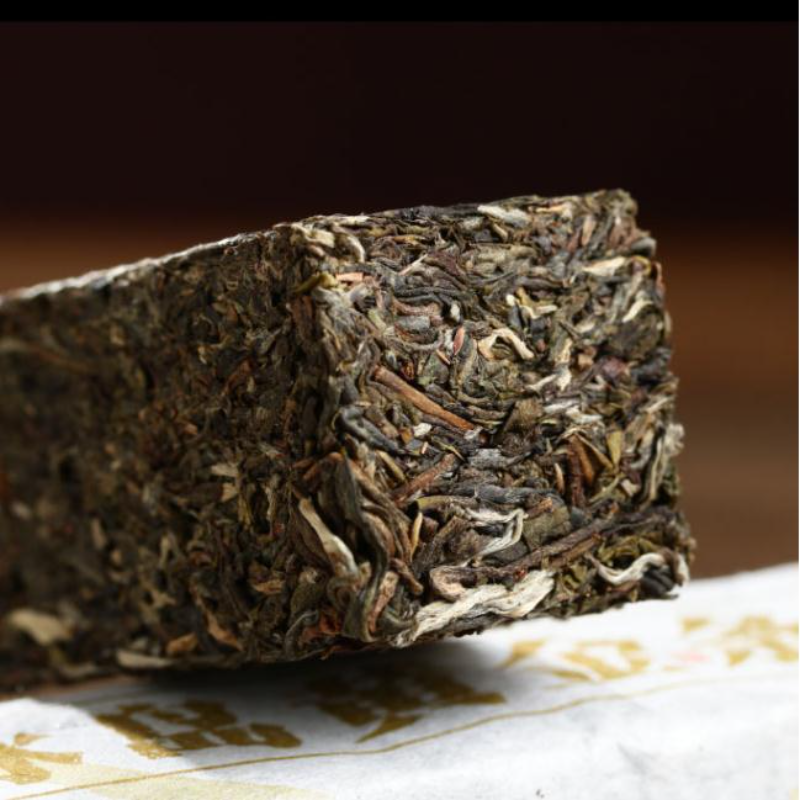 300g Old Tree Pu-erh Raw Tea Xigui Early Spring Puerh Tea Yunnan Pu'er Green Tea Secondary image