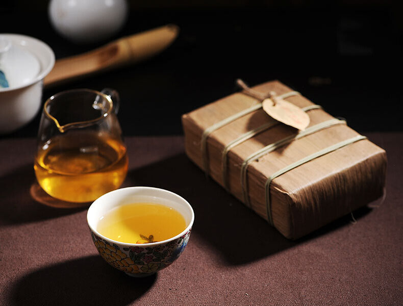 HelloYoung Pu Zi Wei Mengku Ba Nuo Old Leaves Old Tree Huang Pian Pu Er Raw Tea Brick 500g