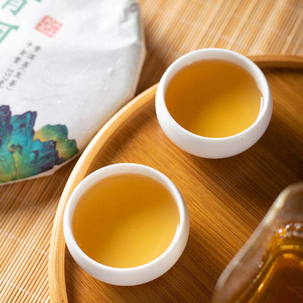 357g Yunnan Raw Pu-erh Tea Cake Yiwu Tongqing River Big Tree Puerh Tea Green Tea