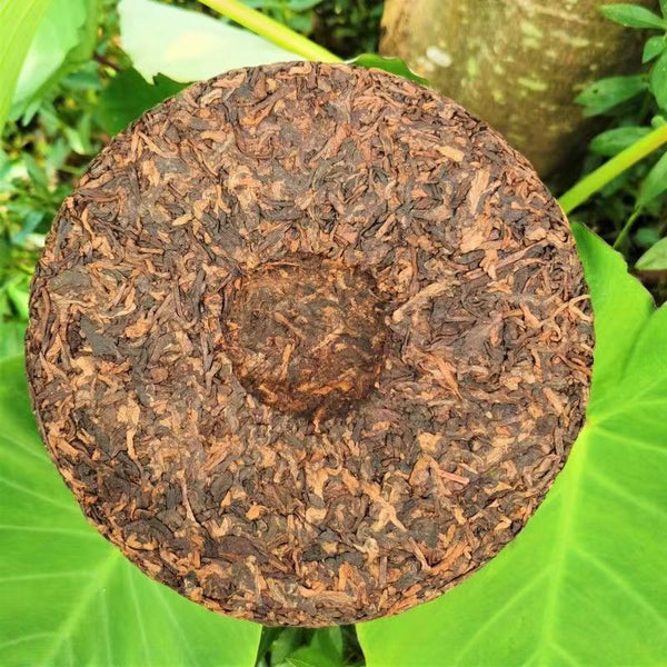 357g Iceland Golden Buds Puerh Ripe Tea Cake Yunnan Pu-erh Cooked Tea Black Tea