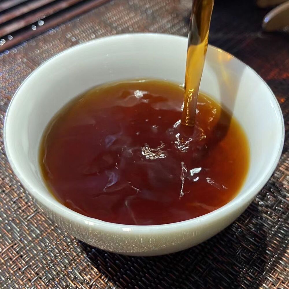 HelloYoung Laobanzhang Cooked Puerh Tea Brick Organic Pu-erh Tea 250g Yunnan Pu'er Ripe Tea