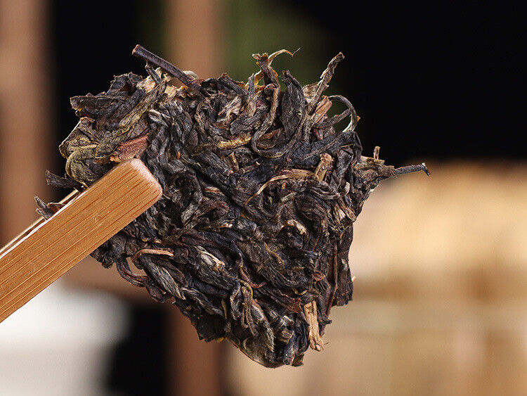 357g Iceland Pu'er Tea Raw Tea Yunnan Ancient Tree Tea Organic Healthy Tea Cake