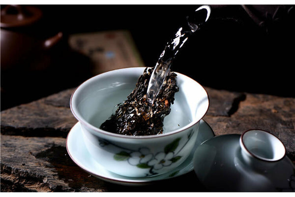 HelloYoung Puwen Raw Puer Tea "Yunya" Peafowl's Hometown Qizi Bing Cha Puerh Cake 400g
