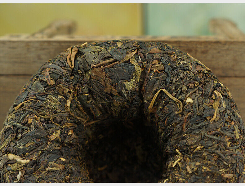 HelloYoung Yunnan Puer Tea Xiaguan Ecology Ancient Tree Tuocha 250g Box Raw Pu-Erh Tea