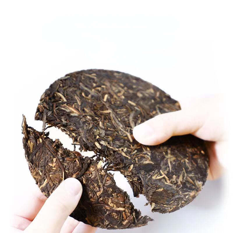 75g Puerh Raw Tea Cake Ancient Tree Pu'er Sheng Tea Chinese Pu-erh Tea Green Tea Secondary image