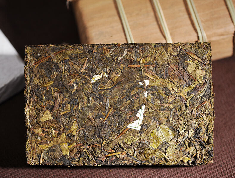 HelloYoung Pu Zi Wei Mengku Ba Nuo Old Leaves Old Tree Huang Pian Pu Er Raw Tea Brick 500g