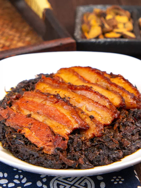 Shuanghui braised pork with preserved plums home-style specialties 红烧梅菜扣肉320g