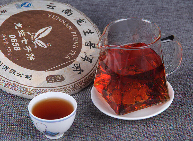 HelloYoung Year Yunnan Longsheng Puerh Tea Cake Classic 0658 Pu'er Ripe Tea 357g