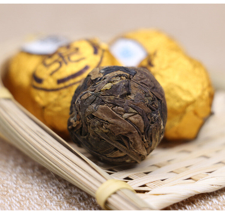 Handmade White Tea Ball Organic Ball-shaped Aged Shou Mei Tea