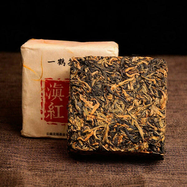 HelloYoung Tea400 Years Ancient Tree Golden Buds Dian Hong Yunnan Black Tea Brick Red Tea 250g