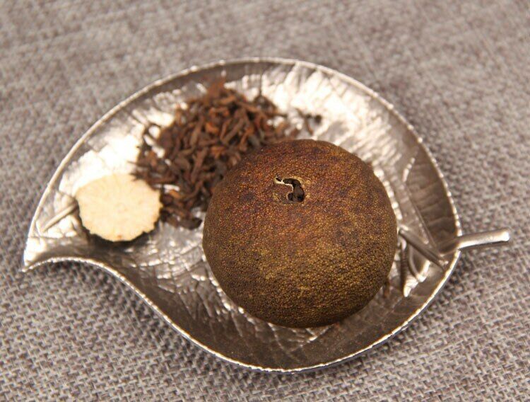 HelloYoung Chinese XinHui "Chen Pi" Tangerine Peel Ripe Puer Tea "Gong Ting 100g/box