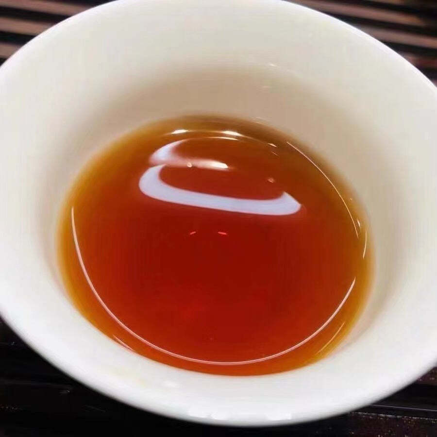 357g Yunnan Puerh Cooked Tea Laobanzhang Puer Tea Cake Pu-erh Old Tree Black Tea Secondary image