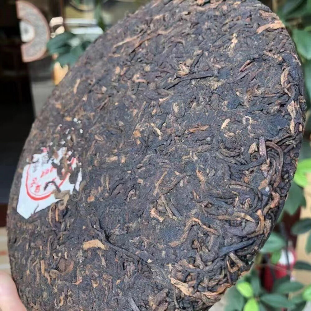 357g Yunnan Ripe Pu-erh Tea Cake Bulang Ancient Tree Aged Pu'er Cooked Tea