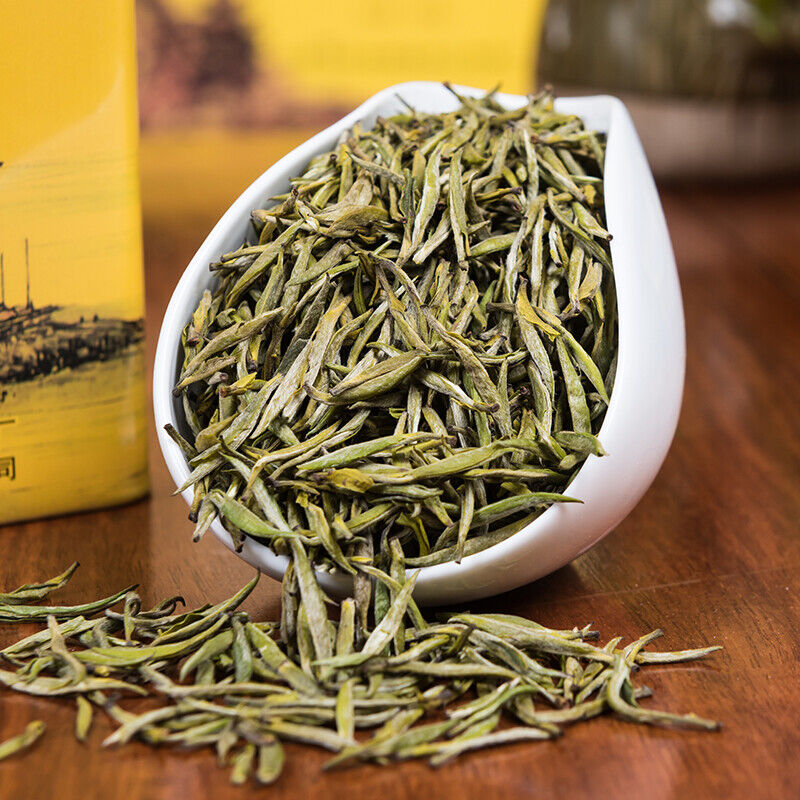 HelloYoung Supreme Organic Ming Qian Jun Shan Yin Zhen Junshan Silver Needle Yellow Tea 51g Main image