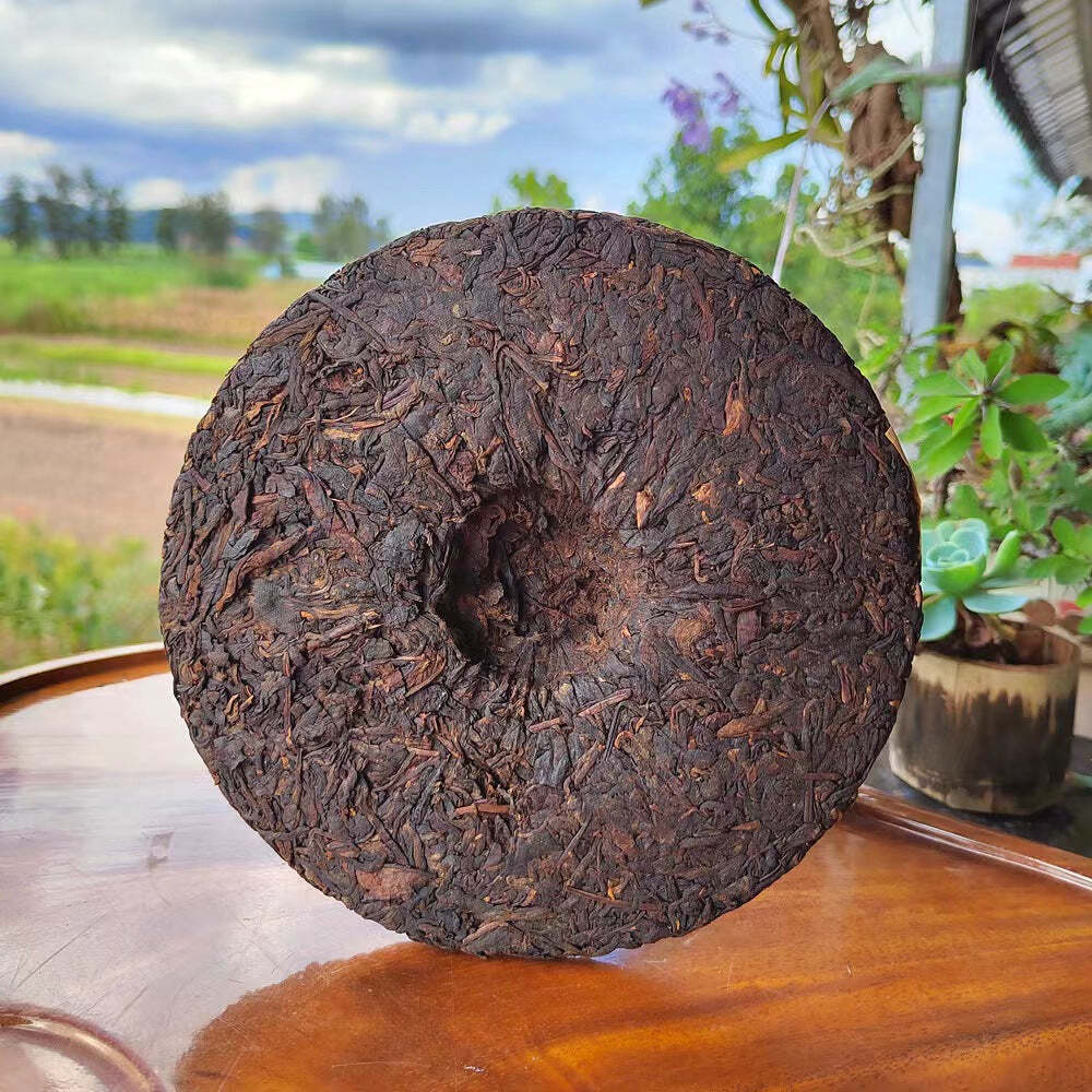 HelloYoung TeaOld Tree Puerh Ripe Tea Yunna Pu'er Black Tea 357g Pu-erh Cooked Tea Cake Menhai
