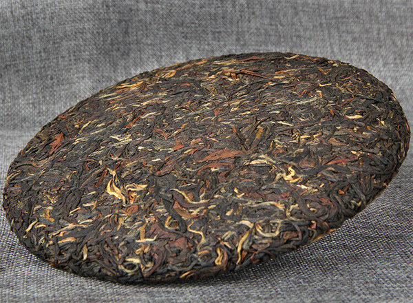 HelloYoung TeaYunnan Old Tree Black Chinese Tea Dianhong Feng Qing Red Black Tea Cake 357g