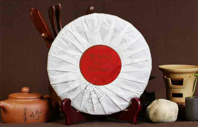 HelloYoung Ruyi * Year Yunnan Longrun Tea Puer Ripe Shu Pu-erh Tea Pu'er Cake 357g Secondary image