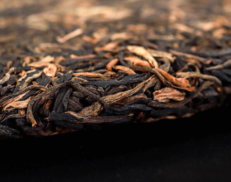 HelloYoung Bajiaoting Valley Flower Tea Raw Pu'er KONG QUE ZHI XIANG QI ZI BING 357g
