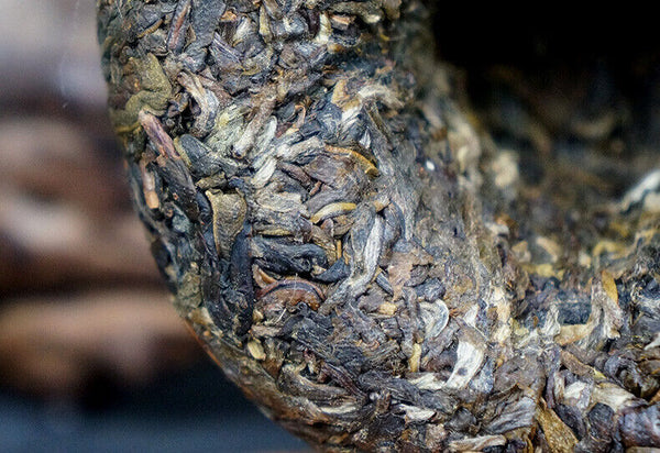 HelloYoung Shangpin Jinsi Gold Ribbon Tuo Cha Puer * Yunnan Xiaguan Raw Pu'er Tea 100g
