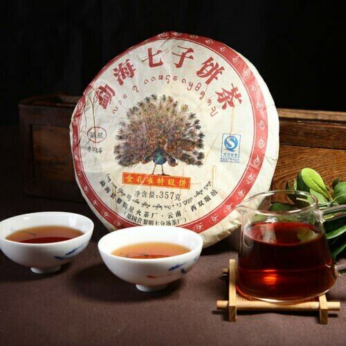 HelloYoung Liming Golden Peacock Tea Premium Menghai Puer Ripe Shu Pu-erh Cake 357g Secondary image