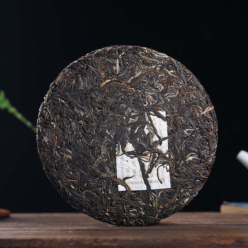 357g Yunnan Raw Puerh Tea Laobanzhang Pu-erh Tea Cake Premium Pu'er Green Tea Secondary image