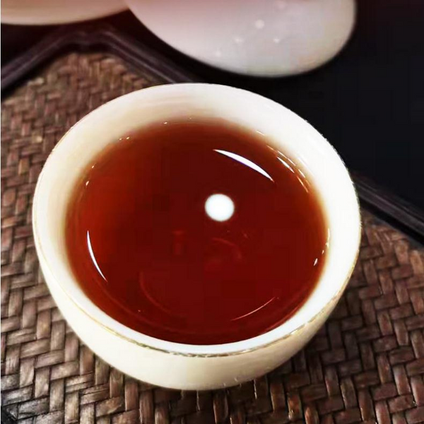 HelloYoung TeaTree Cooked Pu-erh Tea Cake Pu'er Black Tea 357g Laobanzhang Pu-erh Ripe Tea Old
